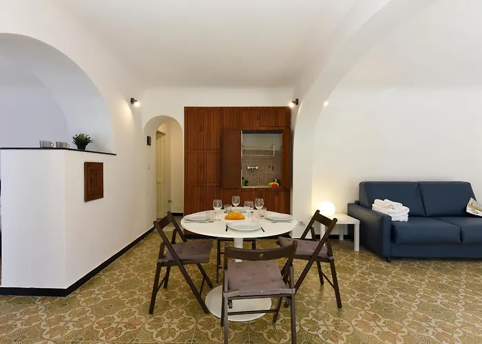 Maisonette - Happy * Génova