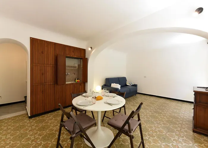 Maisonette - Happy * Génova